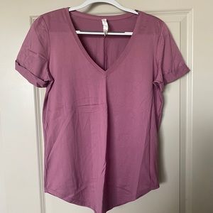 Lululemon rolled sleeve short sleeve top